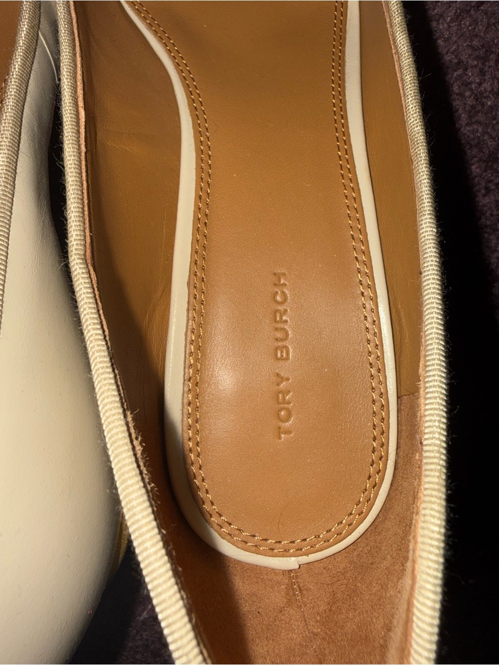 Tory Burch Cream Croc-Embossed Leather Short-Heel Loafers with Logo Plaque - Picture 4 of 6
